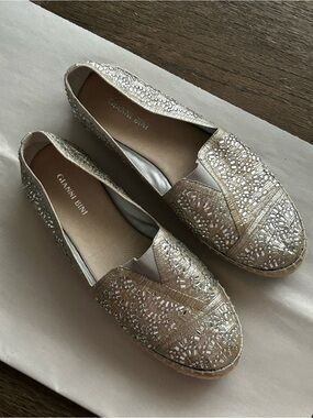 Gianni Bini Silver Crystal Embellished Slip On summer shoes size 8